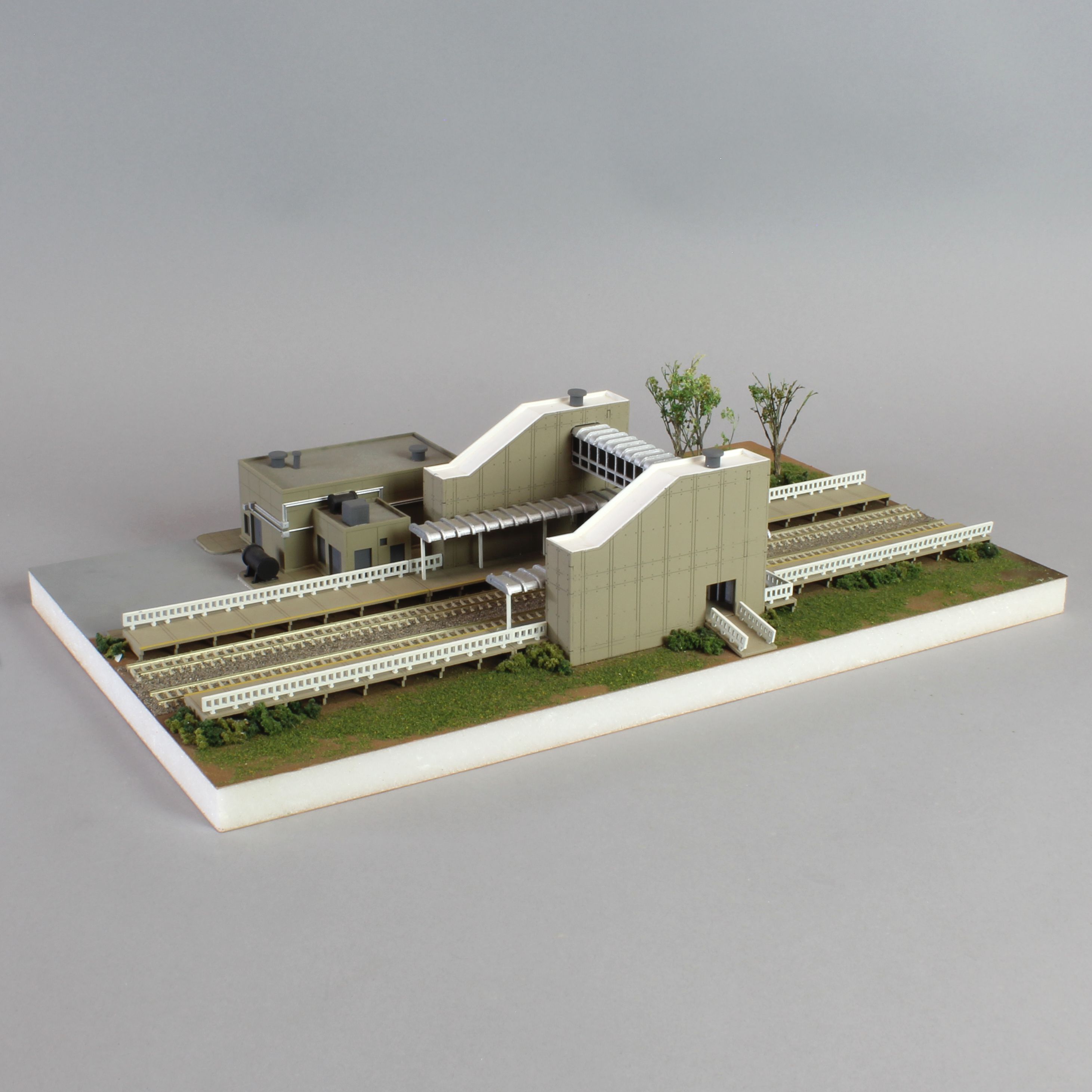 N Commuter Station | Custom Model Railroads 410-889-0010