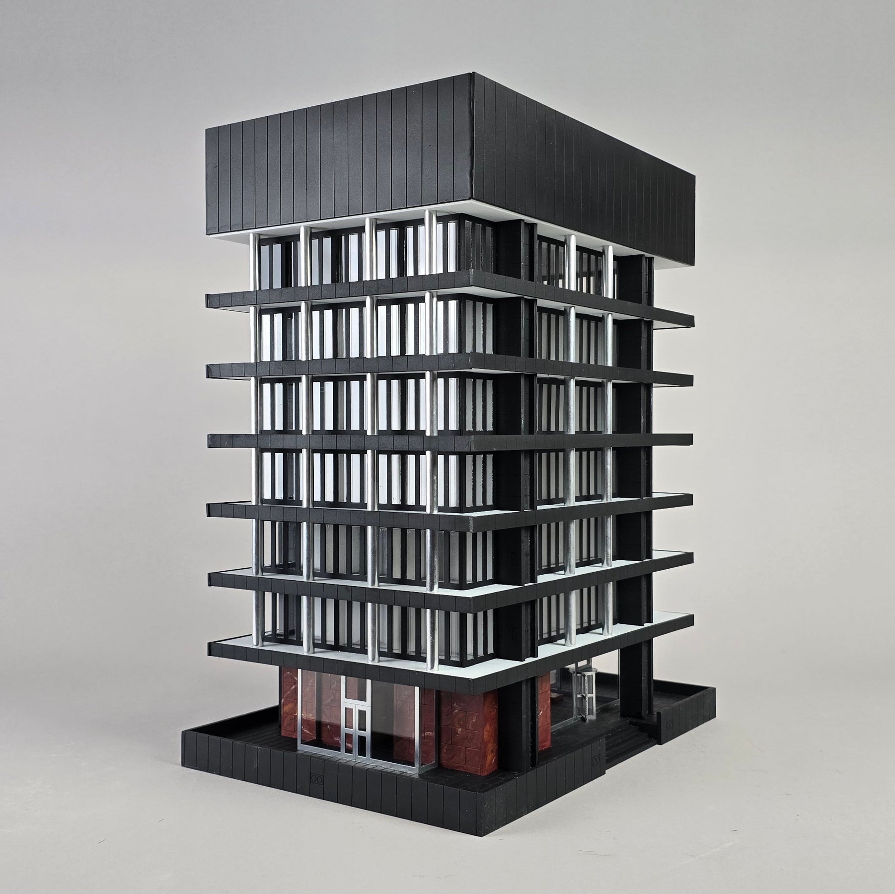HO Continental Building | Custom Model Railroads 410-889-0010